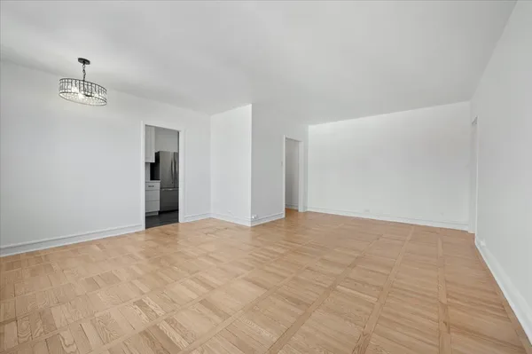$219,000 | 1585 Ridge Avenue, Unit 705, Evanston, IL 60201