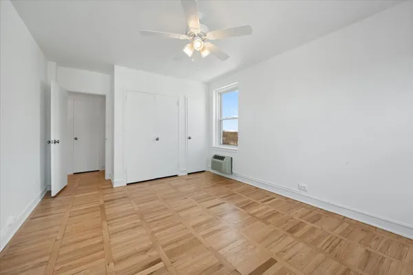 $219,000 | 1585 Ridge Avenue, Unit 705, Evanston, IL 60201