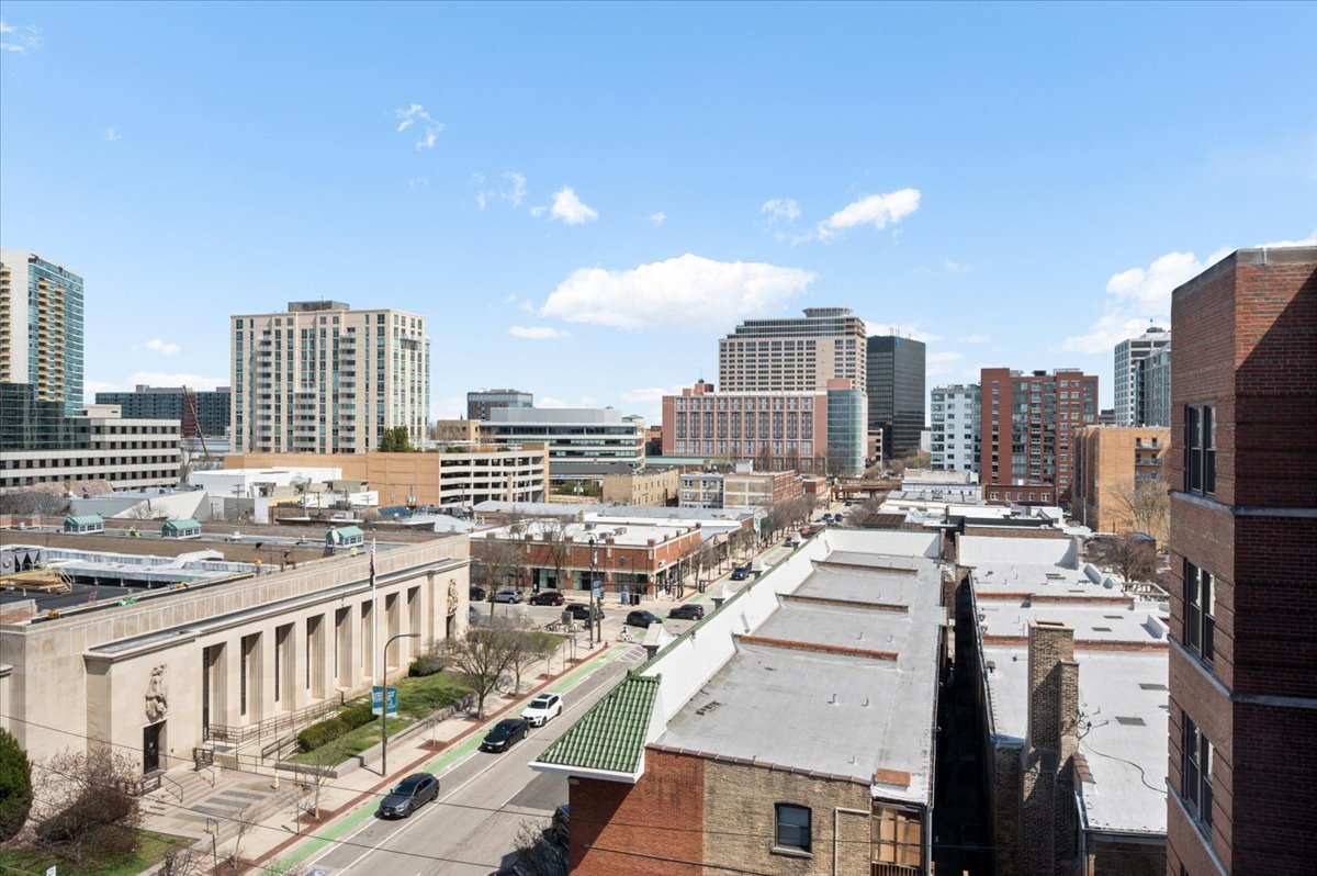 1585 Ridge Avenue, Unit 705 Evanston, IL 60201 - Photo 25 of 26