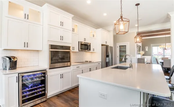 $675,000 | 1500 Rosewood Drive, Lanesville, IN 47136