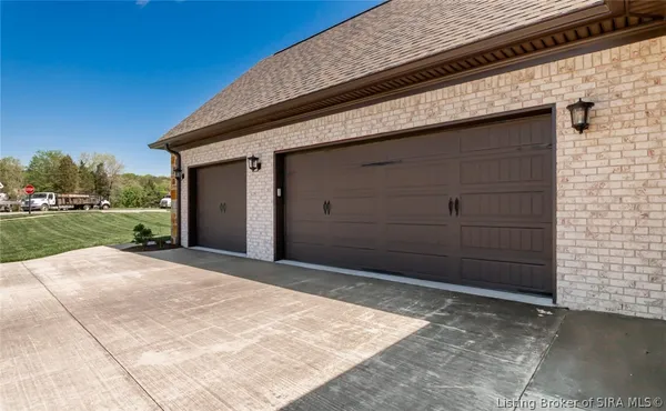 $675,000 | 1500 Rosewood Drive, Lanesville, IN 47136