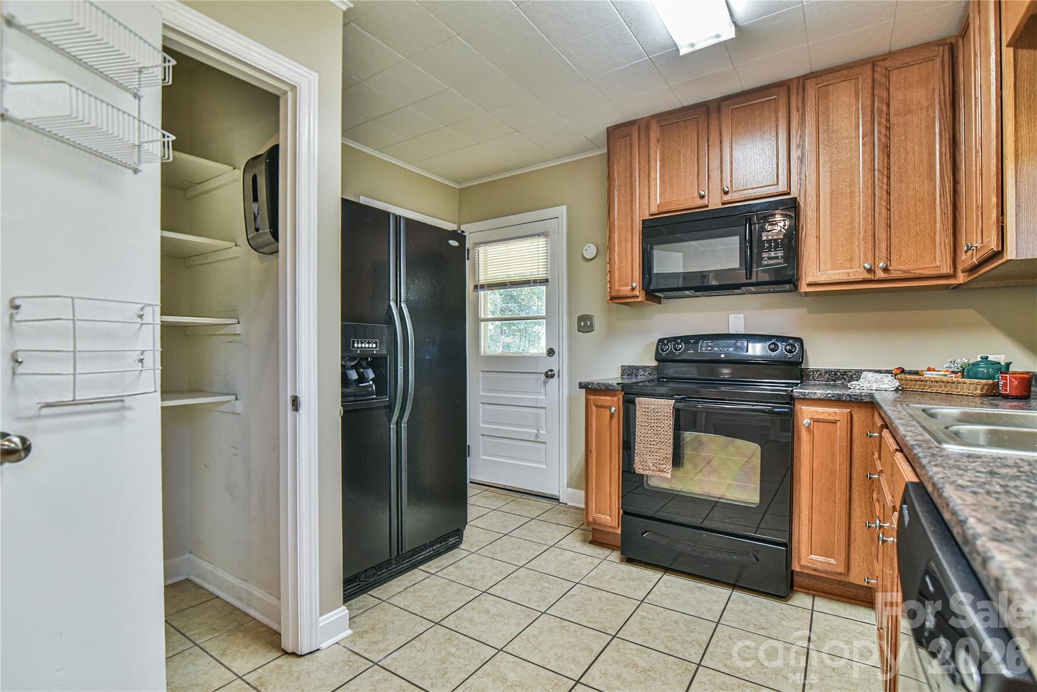 505 Monte Vista Road, Unit B Candler, NC 28715 - Photo 11 of 28 Gallery Image 11