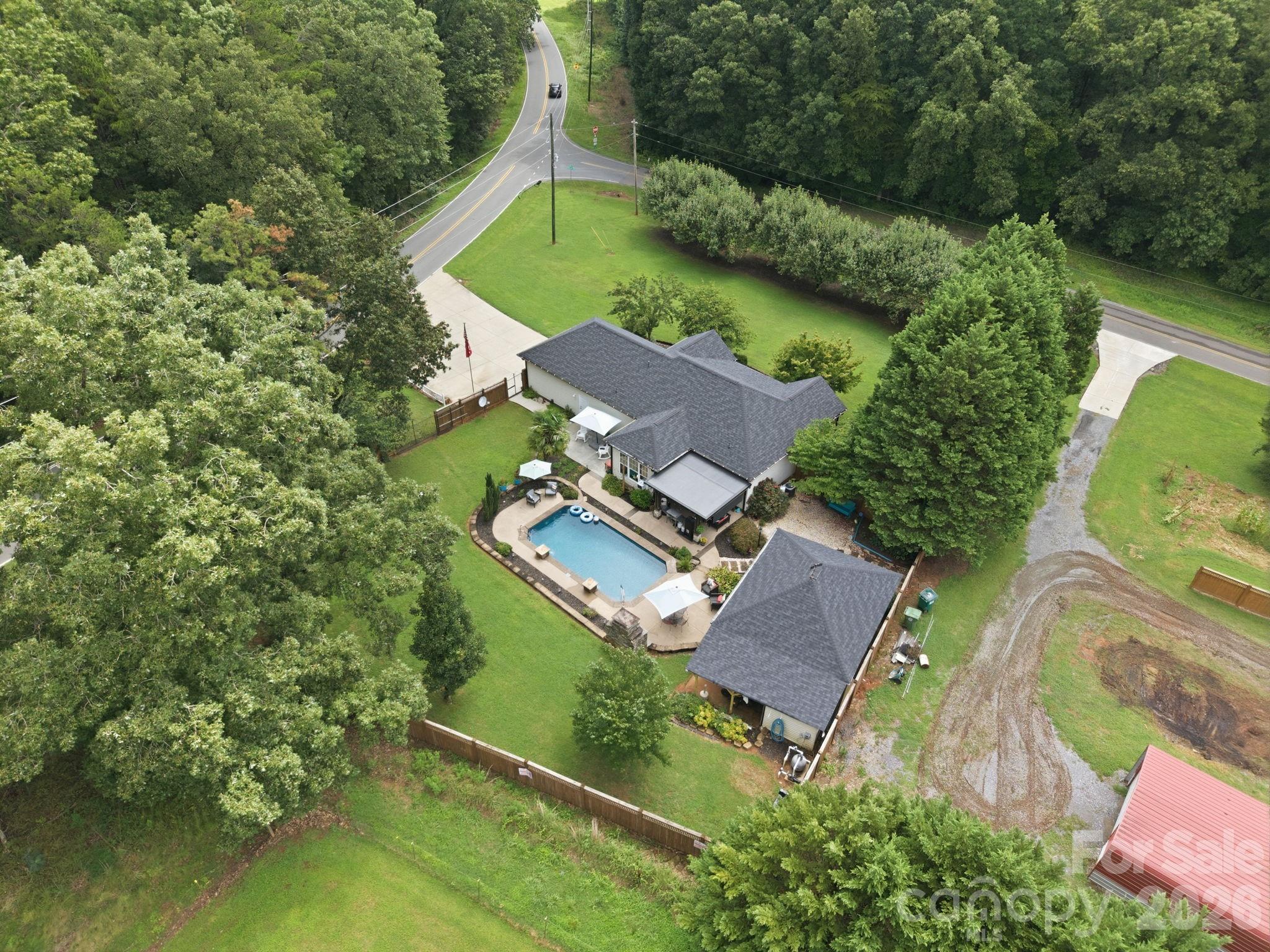 359 Huffstetler Lake Road Dallas, NC 28034 - Photo 8 of 48 Gallery Image 8