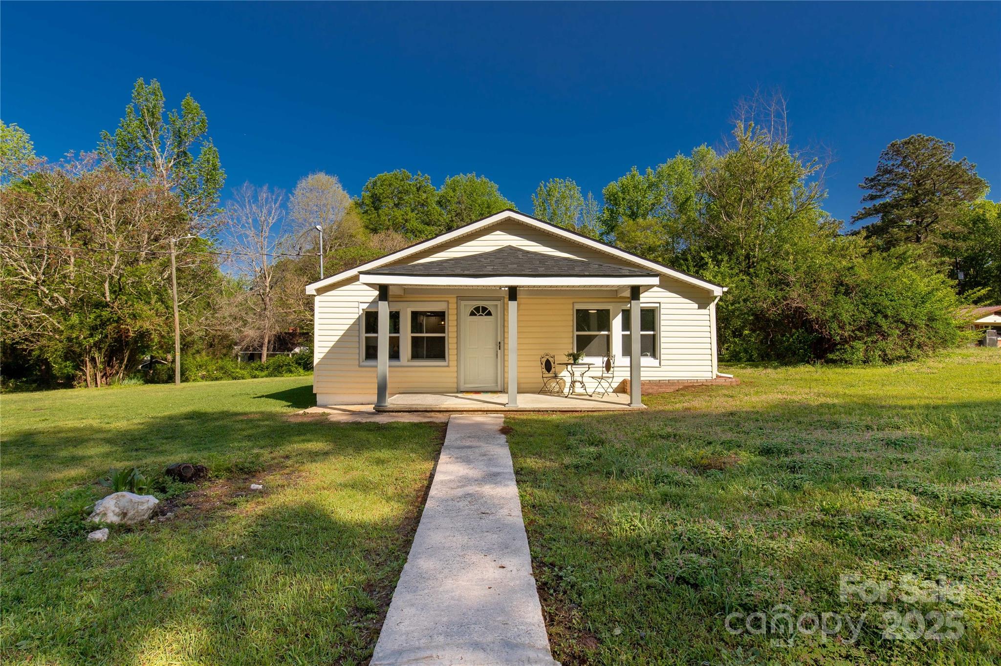 212 West Doc Garris Road Lancaster, SC 29720 - Photo 3 of 31 Gallery Image 3