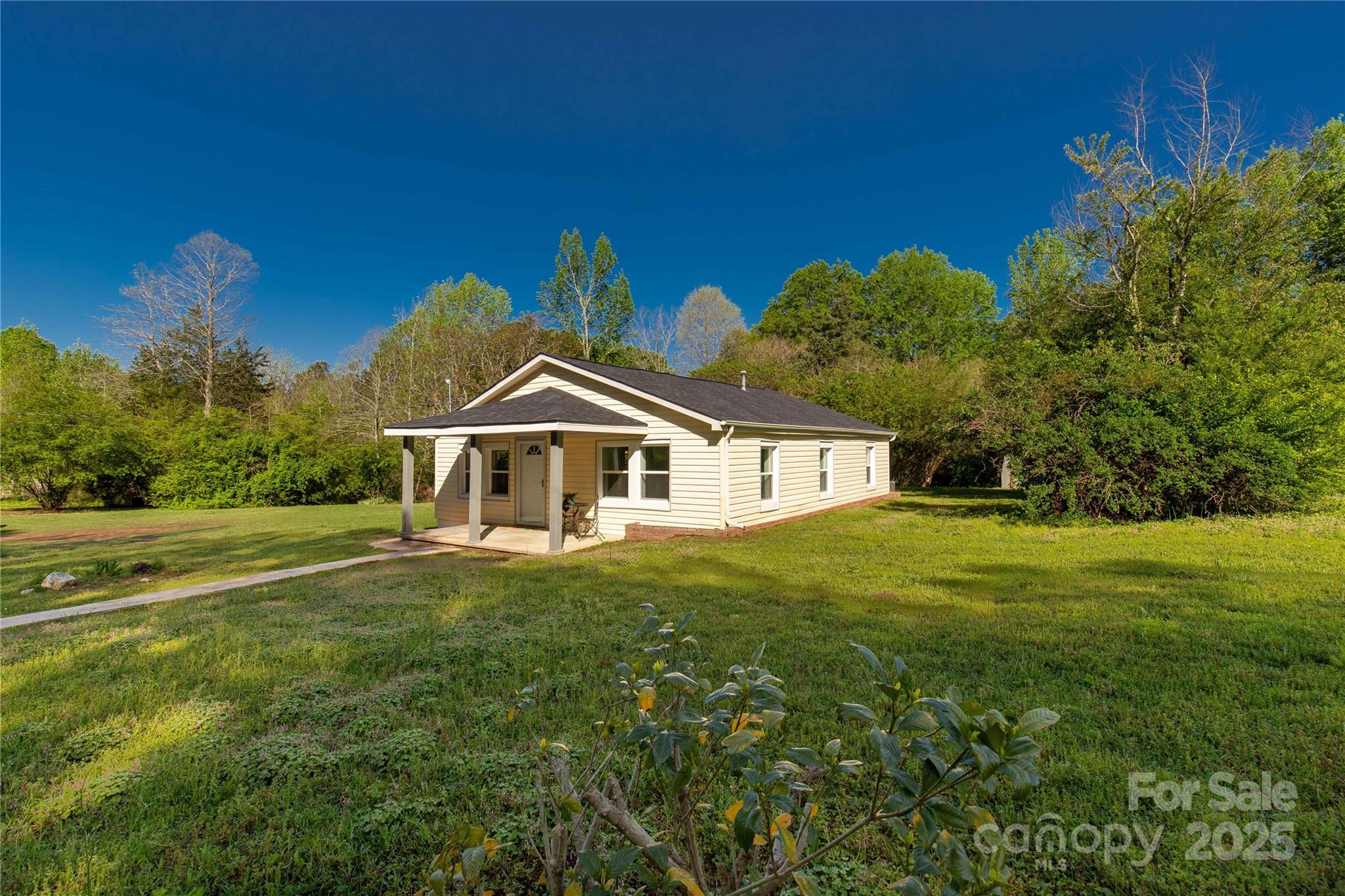 212 West Doc Garris Road Lancaster, SC 29720 - Photo 4 of 31 Gallery Image 4