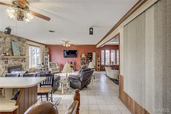 $325,000 | 307 Circle Drive, Sikeston, MO 63801