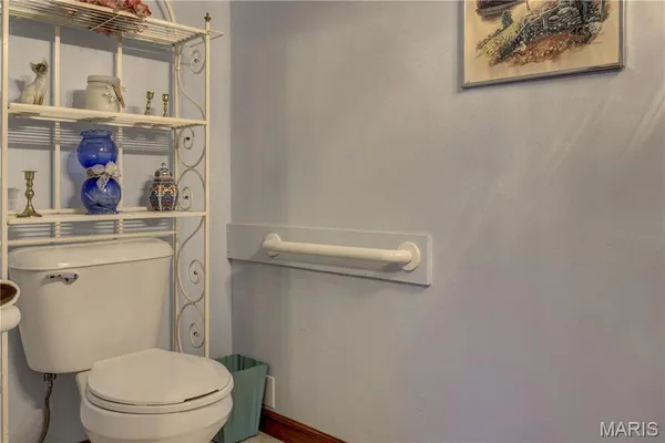 $325,000 | 307 Circle Drive, Sikeston, MO 63801