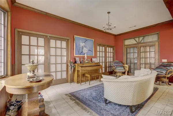 $325,000 | 307 Circle Drive, Sikeston, MO 63801