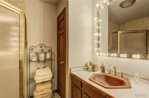 $325,000 | 307 Circle Drive, Sikeston, MO 63801