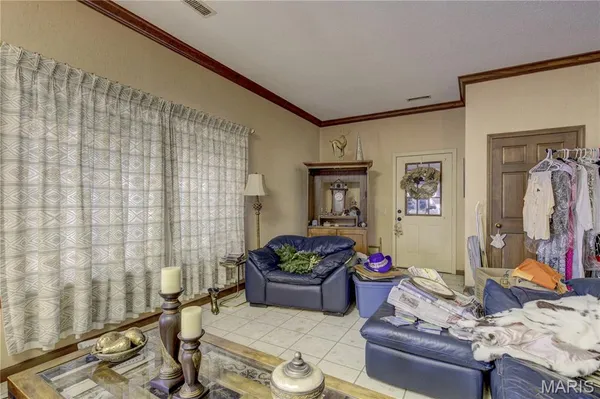 $325,000 | 307 Circle Drive, Sikeston, MO 63801