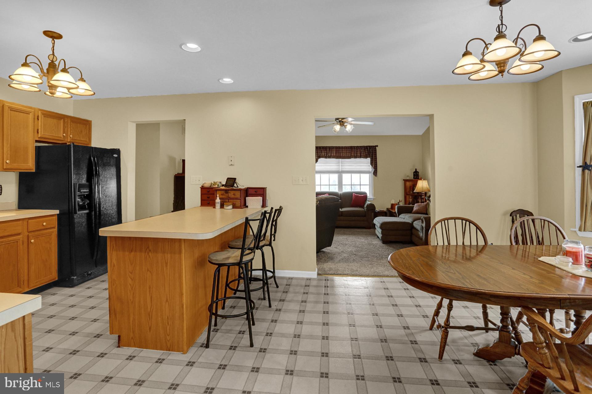 805 Old Fritztown Road Reading, PA 19608 - Photo 11 of 29