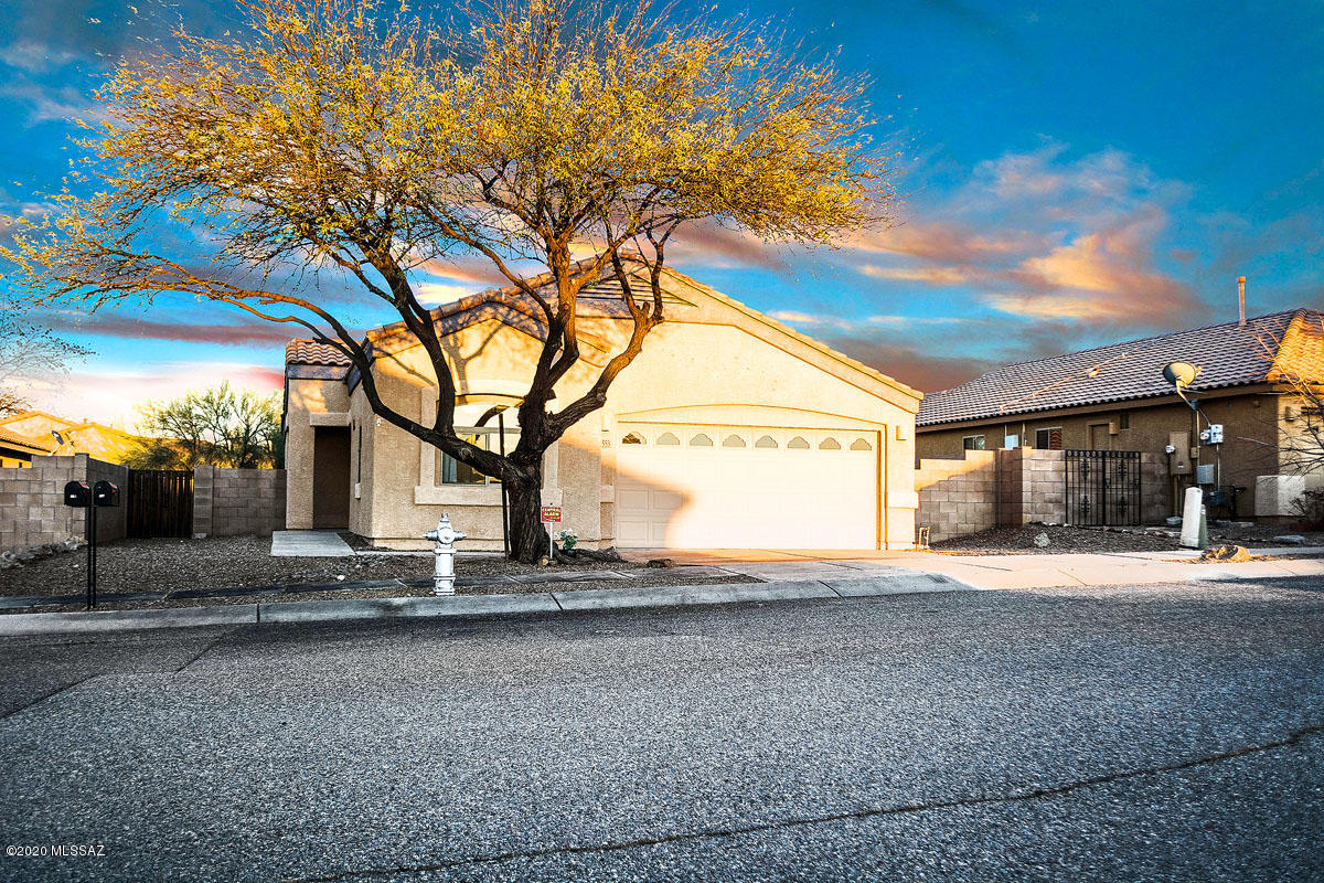 553 South Stone Bench Road Vail, AZ 85641 - Photo 1 of 27