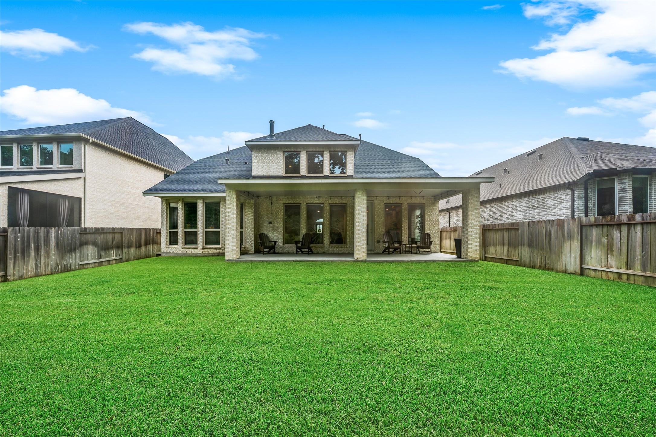 116 Stephens Ridge Lane Montgomery, TX 77316 - Photo 3 of 45 Backyard is fully fenced - and a blank canvas for pool, outdoor kitchen, anything you can imagine!