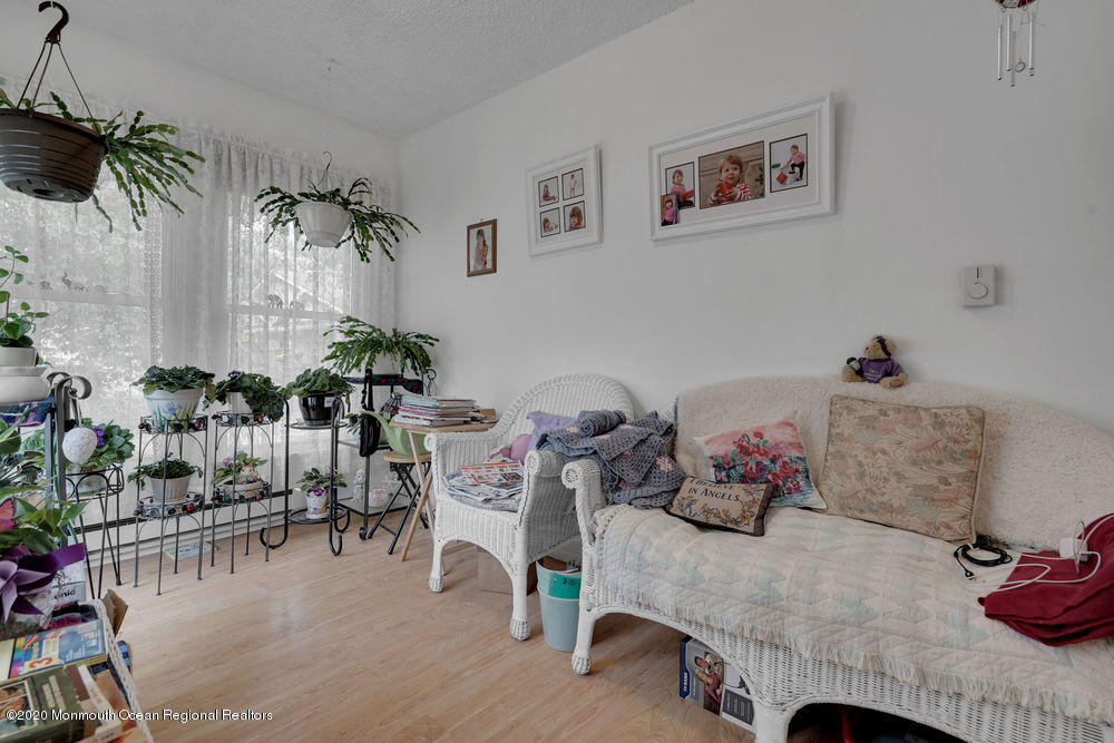 13 B Walnut Road, Unit 16B Manahawkin, NJ 08050 - Photo 4 of 26 009_dsc09531