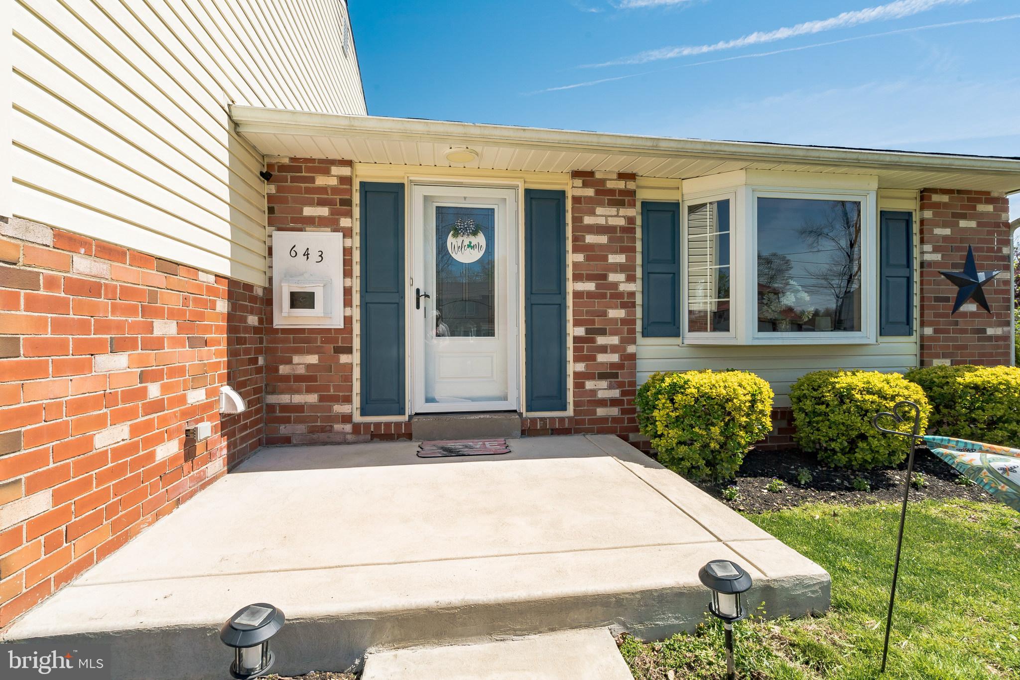 643 Cedarbrook Road Southampton, PA 18966 - Photo 2 of 30 Gallery Image 2