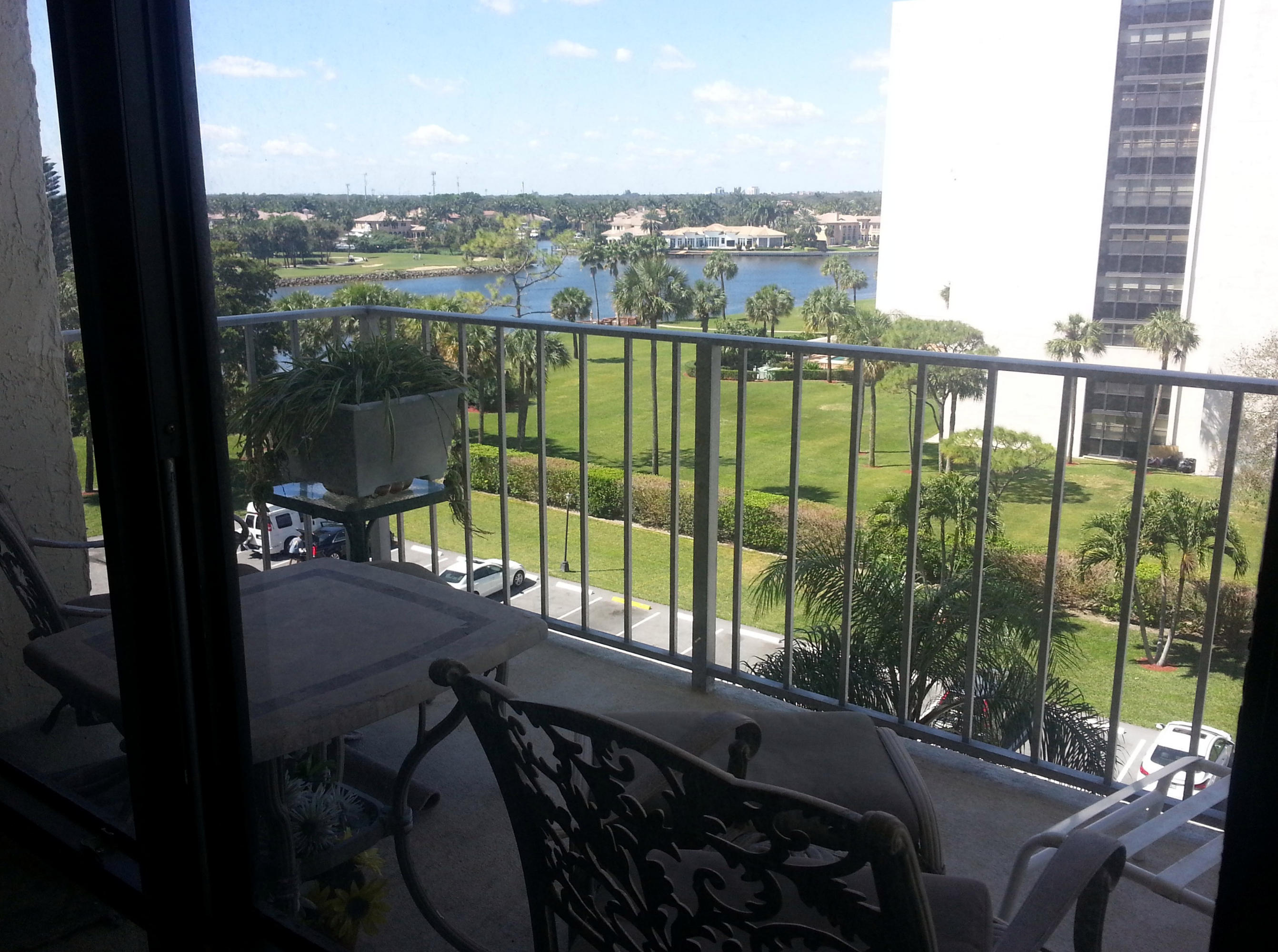 336 Golfview Road, Unit 606 North Palm Beach, FL 33408 - Photo 4 of 31 20160226_122421