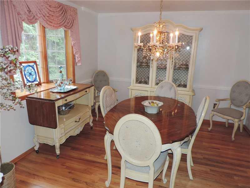156 Ridgewood Road Pittsburgh, PA 15237 - Photo 7 of 25 Dining Room.