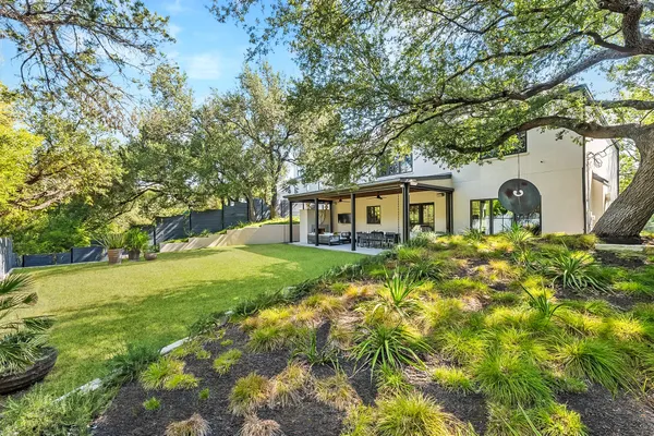 $3,100,000 | 3621 Peregrine Falcon Drive, Austin, TX 78746