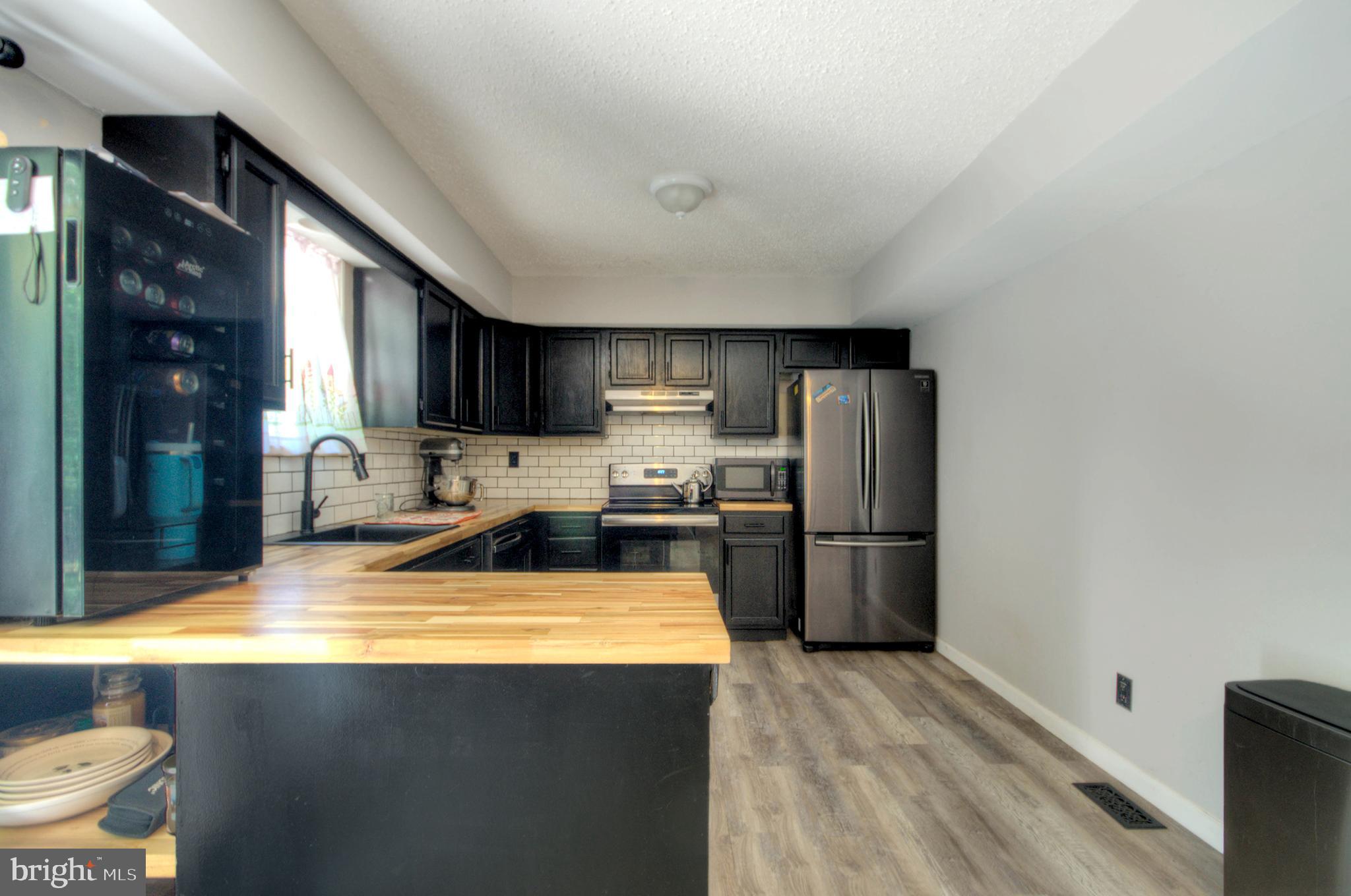 14 Blue Jay Drive Clementon, NJ 08021 - Photo 6 of 14