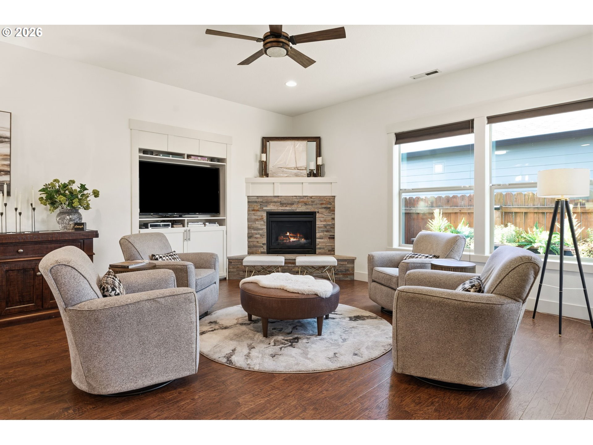 2501 Northwest 151st Street Vancouver, WA 98685 - Photo 9 of 42 Family Room