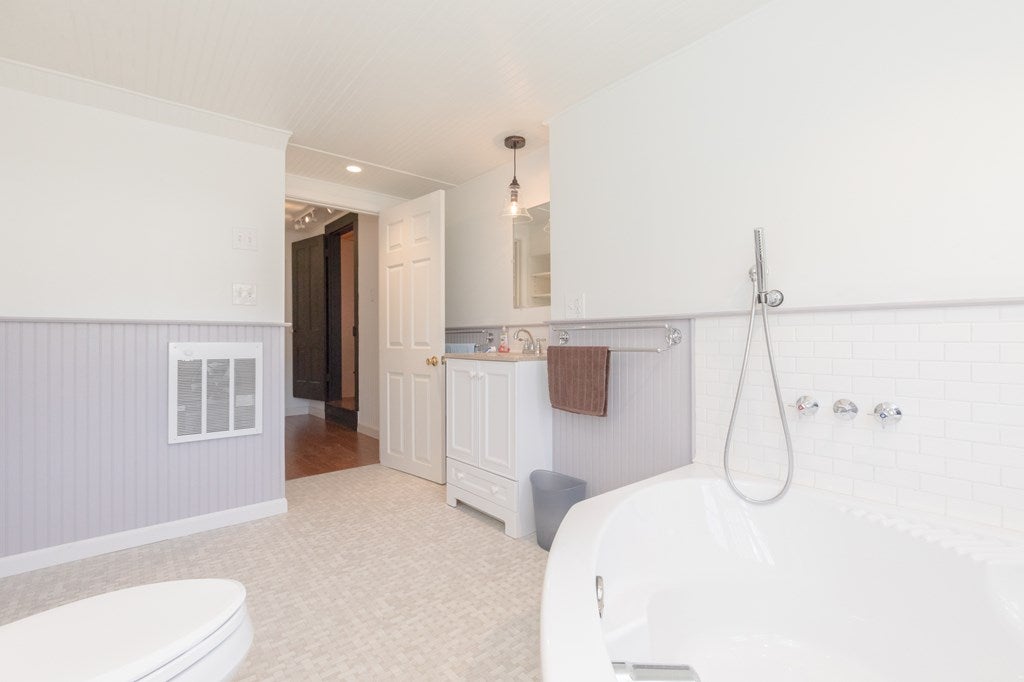 379 Spring Branch Road Marion, VA 24354 - Photo 28 of 46 Gallery Image 28