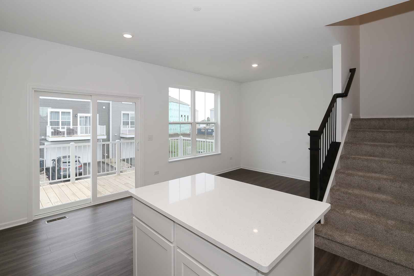 2252 Stonegate Road Algonquin, IL 60102 - Photo 13 of 31