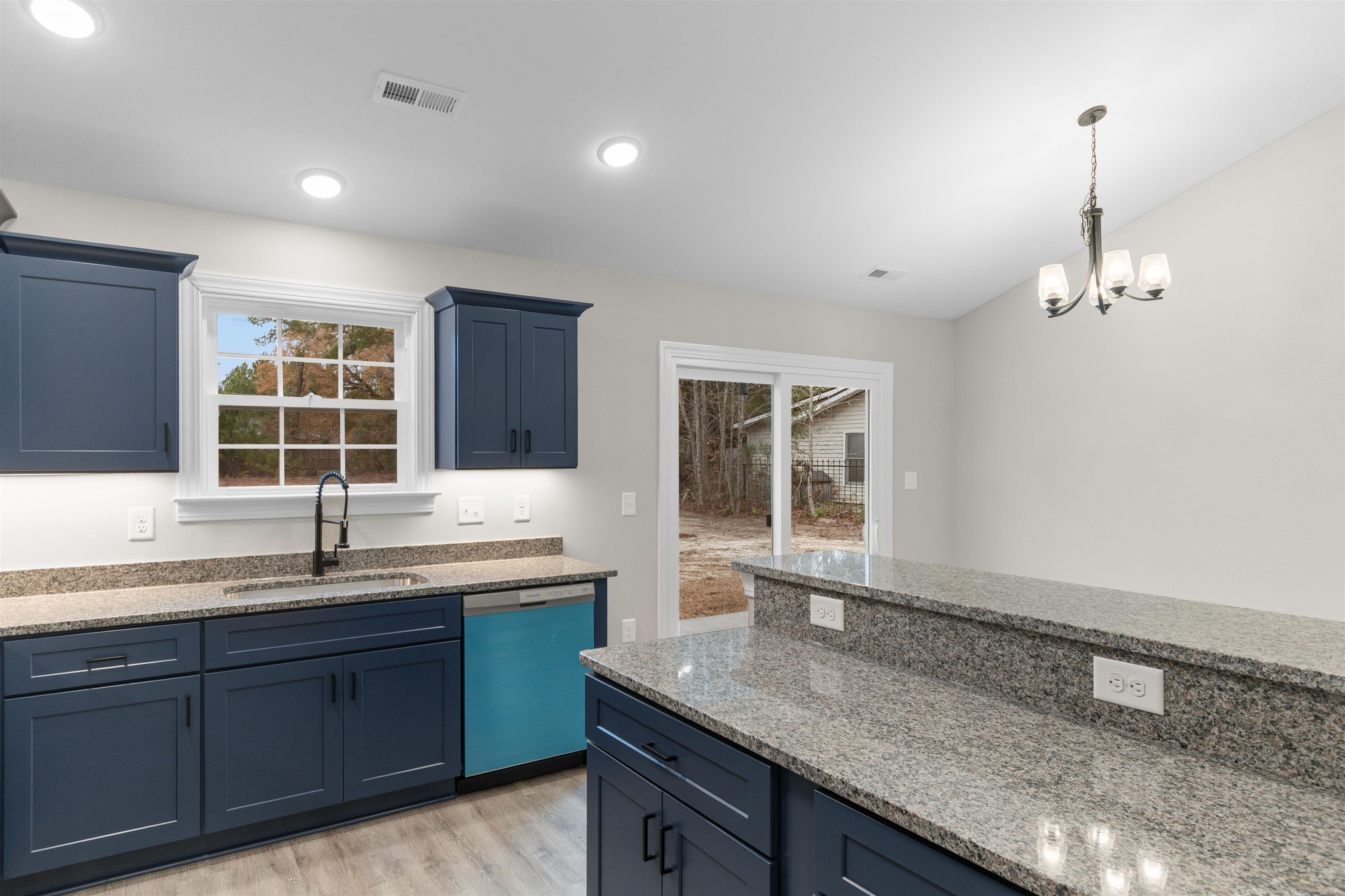 1391 Justice Loop Loris, SC 29569 - Photo 7 of 34 Gallery Image 7