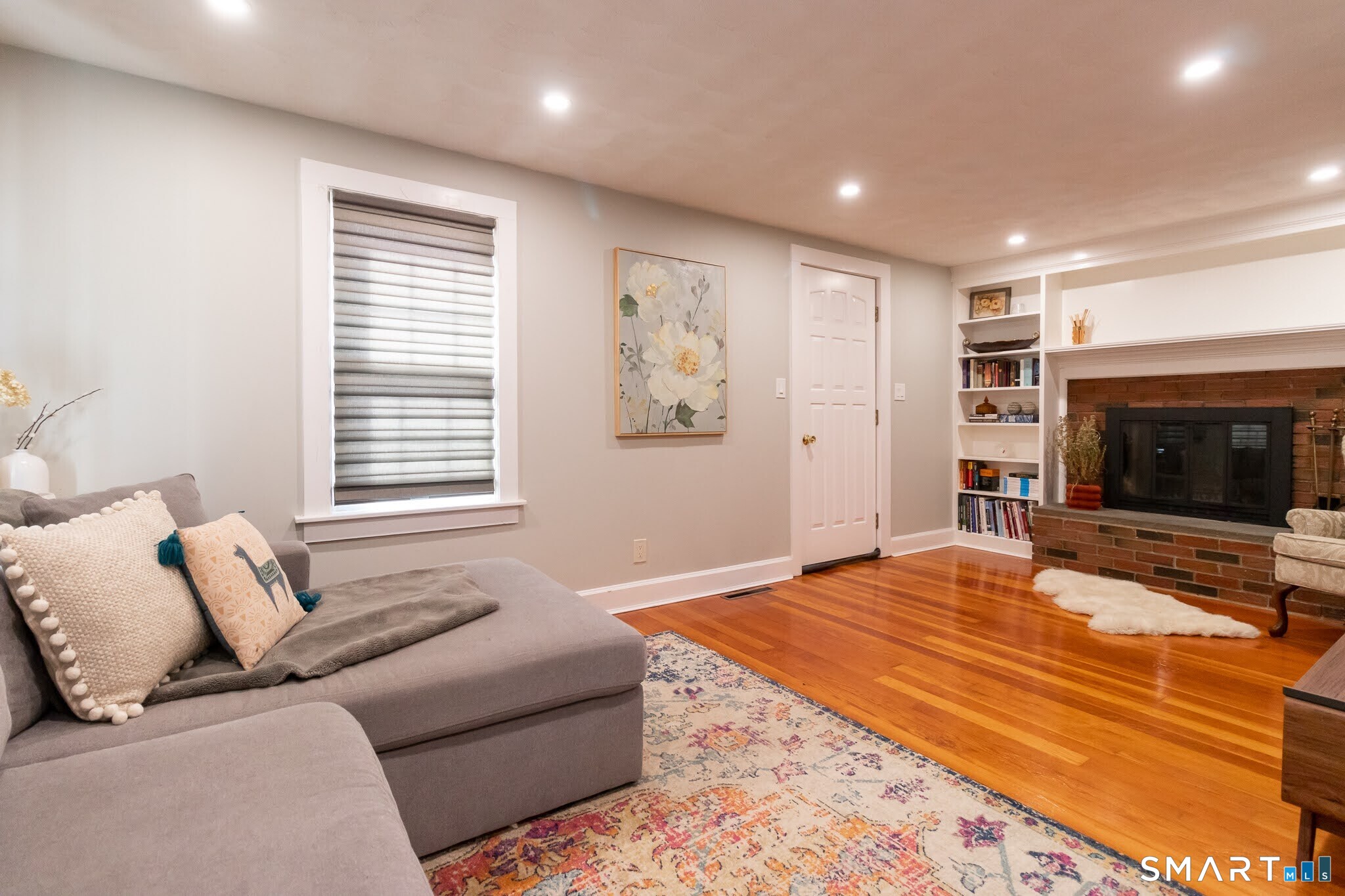 140 West Street Columbia, CT 06237 - Photo 11 of 33 Living Room