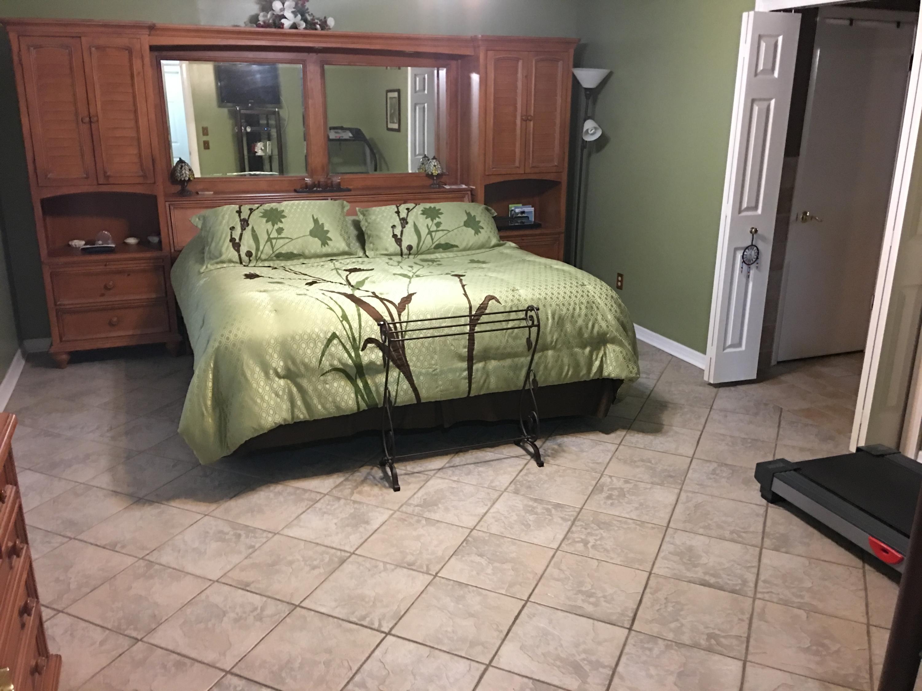 1102 West Weatherbee Road Fort Pierce, FL 34982 - Photo 13 of 17 IMG_8156 (1)