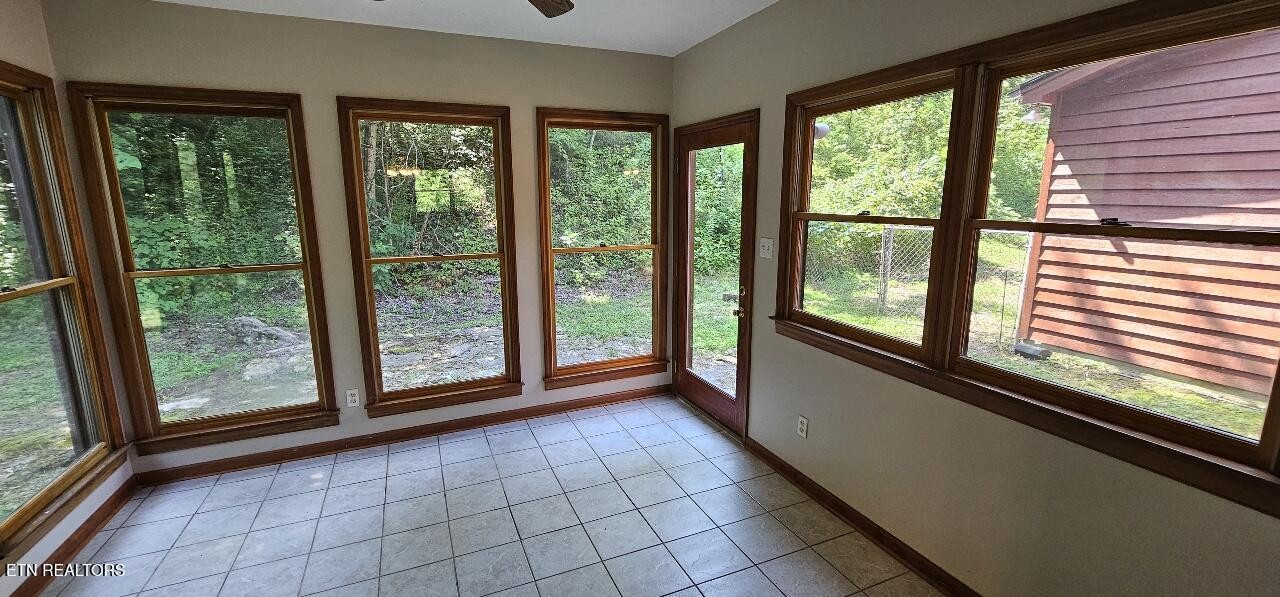 360 Front Street Luttrell, TN 37779 - Photo 12 of 53