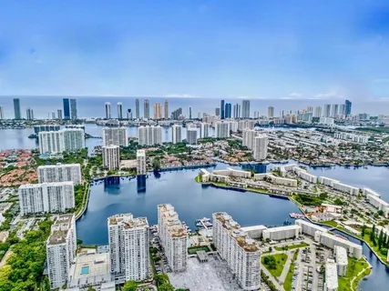 $235,000 | 18031 Biscayne Boulevard, Unit 1104, Aventura, FL 33160