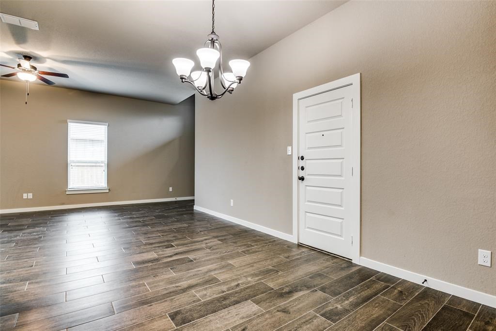 9709 Grosbeak Lane Magnolia, TX 77354 - Photo 4 of 11