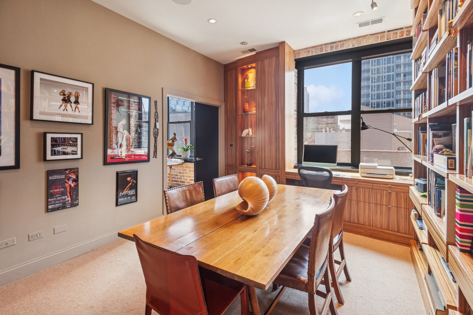 23 North Green Street, Unit 504 Chicago, IL 60607 - Photo 21 of 30 a dining room with furniture and window