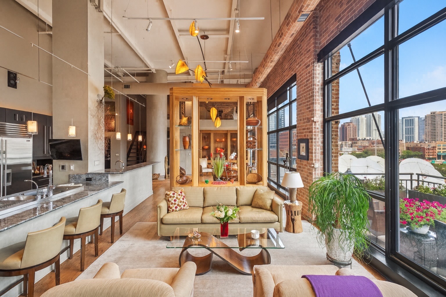 23 North Green Street, Unit 504 Chicago, IL 60607 - Photo 7 of 30 a living room with furniture and a large window