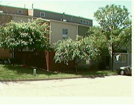 1202 Kenzie Road Pittsburgh, PA 15205 - Photo 1 of 7 Gallery Image 1