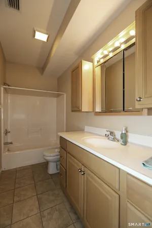 $225,000 | 27 Pasco Drive, Unit B, East Windsor, CT 06088
