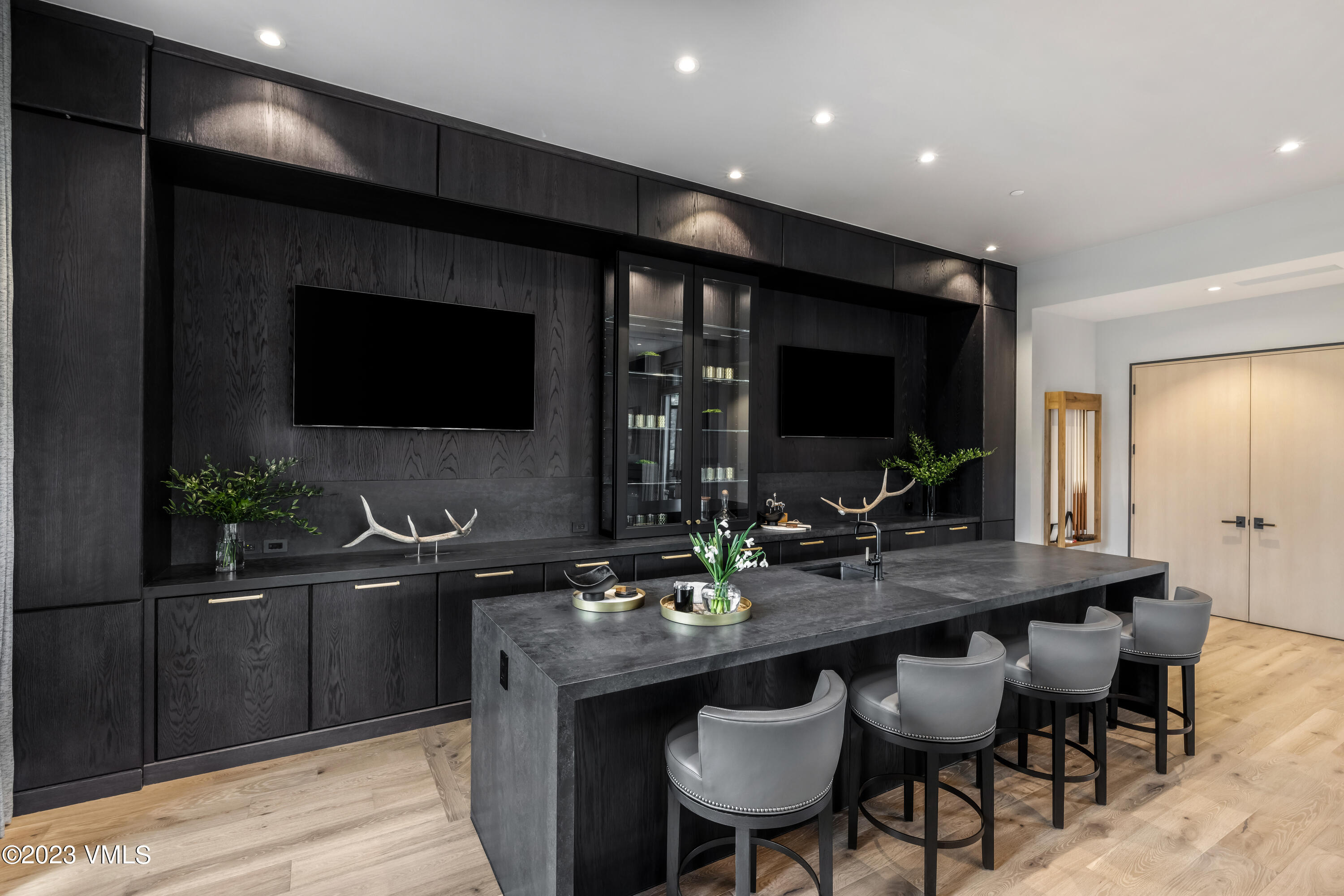 335 Elkhorn Avon, CO 81620 - Photo 40 of 73 a kitchen with a sink and a microwave