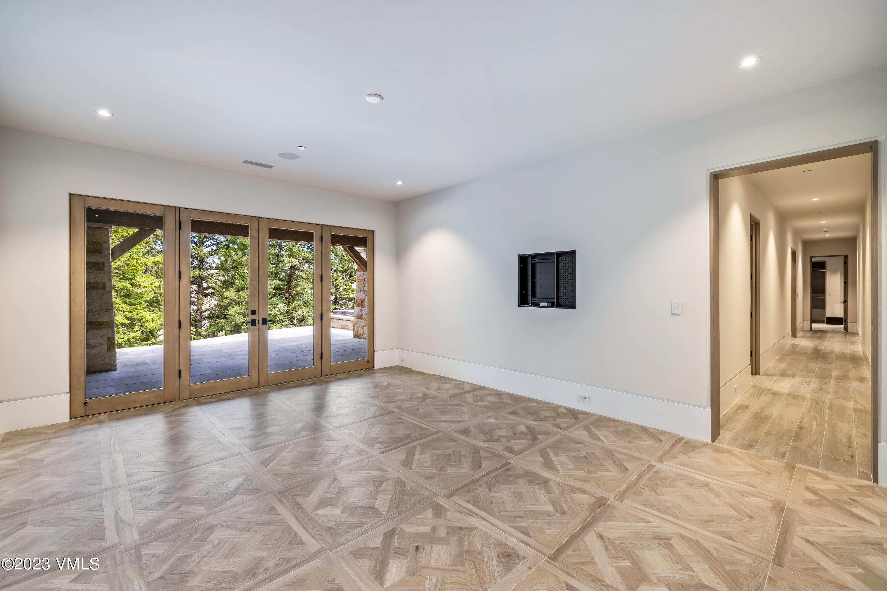 335 Elkhorn Avon, CO 81620 - Photo 46 of 73 a view of an empty room with a window