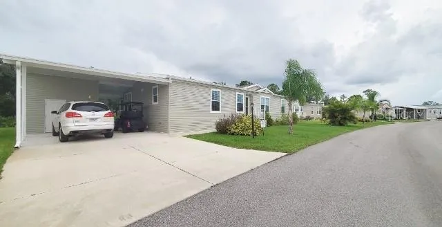 $249,997 | 12116 Southwest County 769 Rd Lake, Unit 121, Lake Suzy, FL 34269