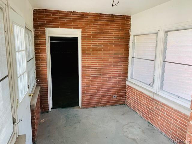 905 Barrington Road Grosse Pointe Park, MI 48230 - Photo 17 of 27