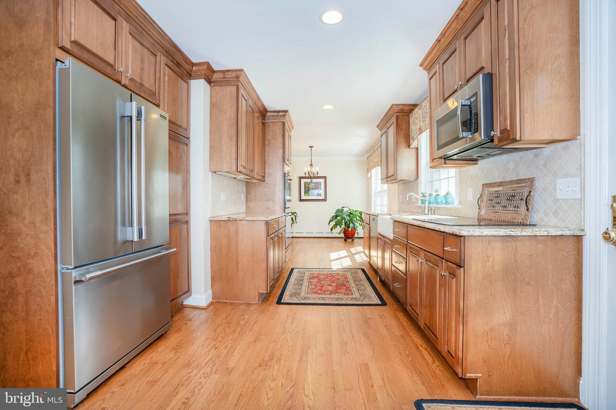 358 Ring Road Chadds Ford, PA 19317 - Photo 15 of 78 Kitchen with stainless steel appliances