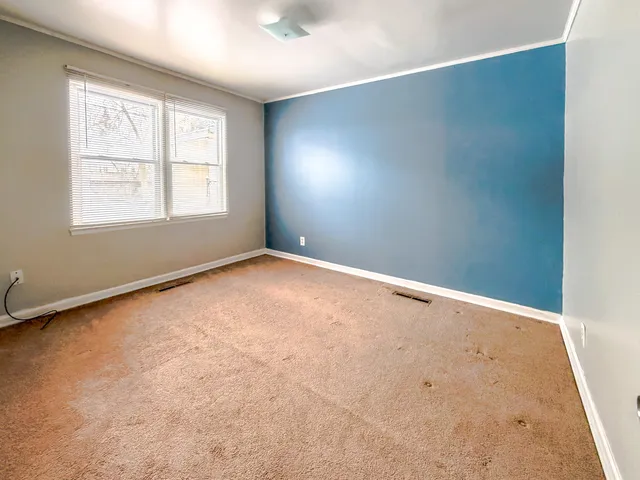 $1,300 | 10111 Corning Street, Oak Park, MI 48237