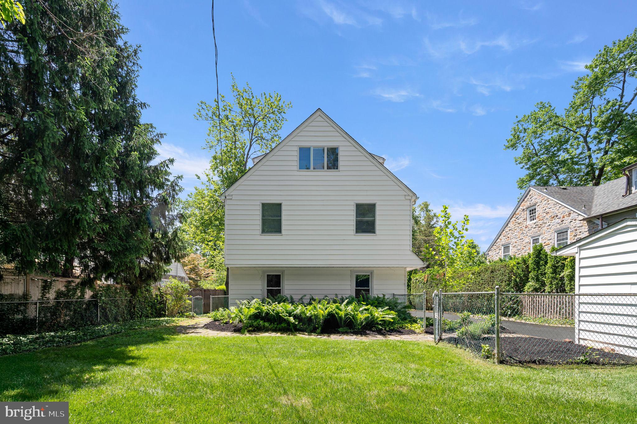 547 West Beechtree Lane Wayne, PA 19087 - Photo 51 of 51 a house view with a garden space