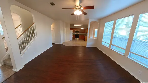 $2,000 | 16902 Graham Walk, San Antonio, TX 78247