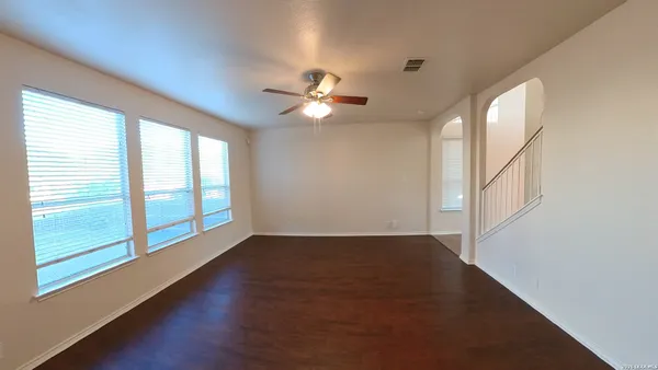 $2,000 | 16902 Graham Walk, San Antonio, TX 78247