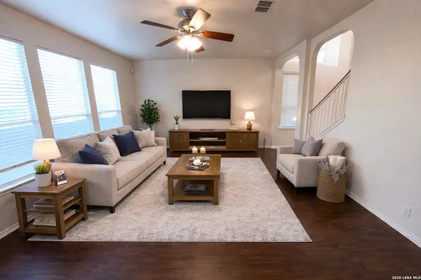 $2,000 | 16902 Graham Walk, San Antonio, TX 78247