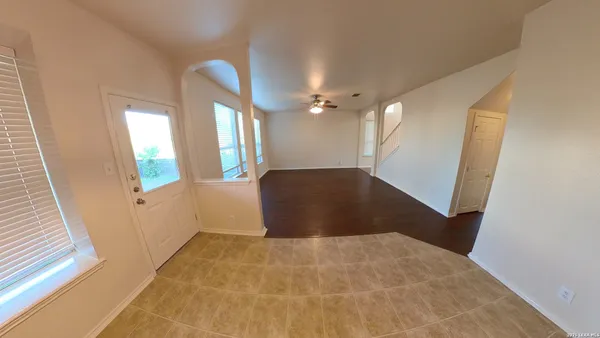 $2,000 | 16902 Graham Walk, San Antonio, TX 78247