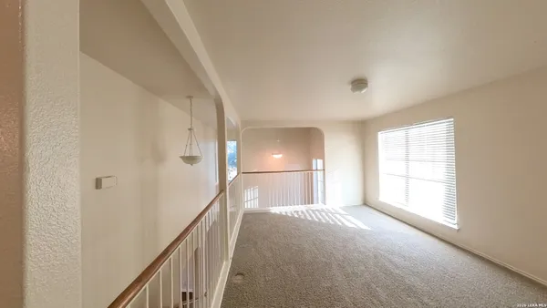 $2,000 | 16902 Graham Walk, San Antonio, TX 78247