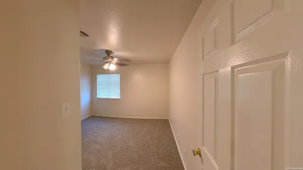 $2,000 | 16902 Graham Walk, San Antonio, TX 78247