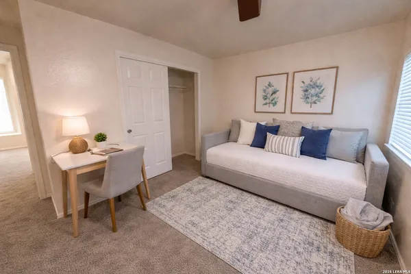 $2,000 | 16902 Graham Walk, San Antonio, TX 78247